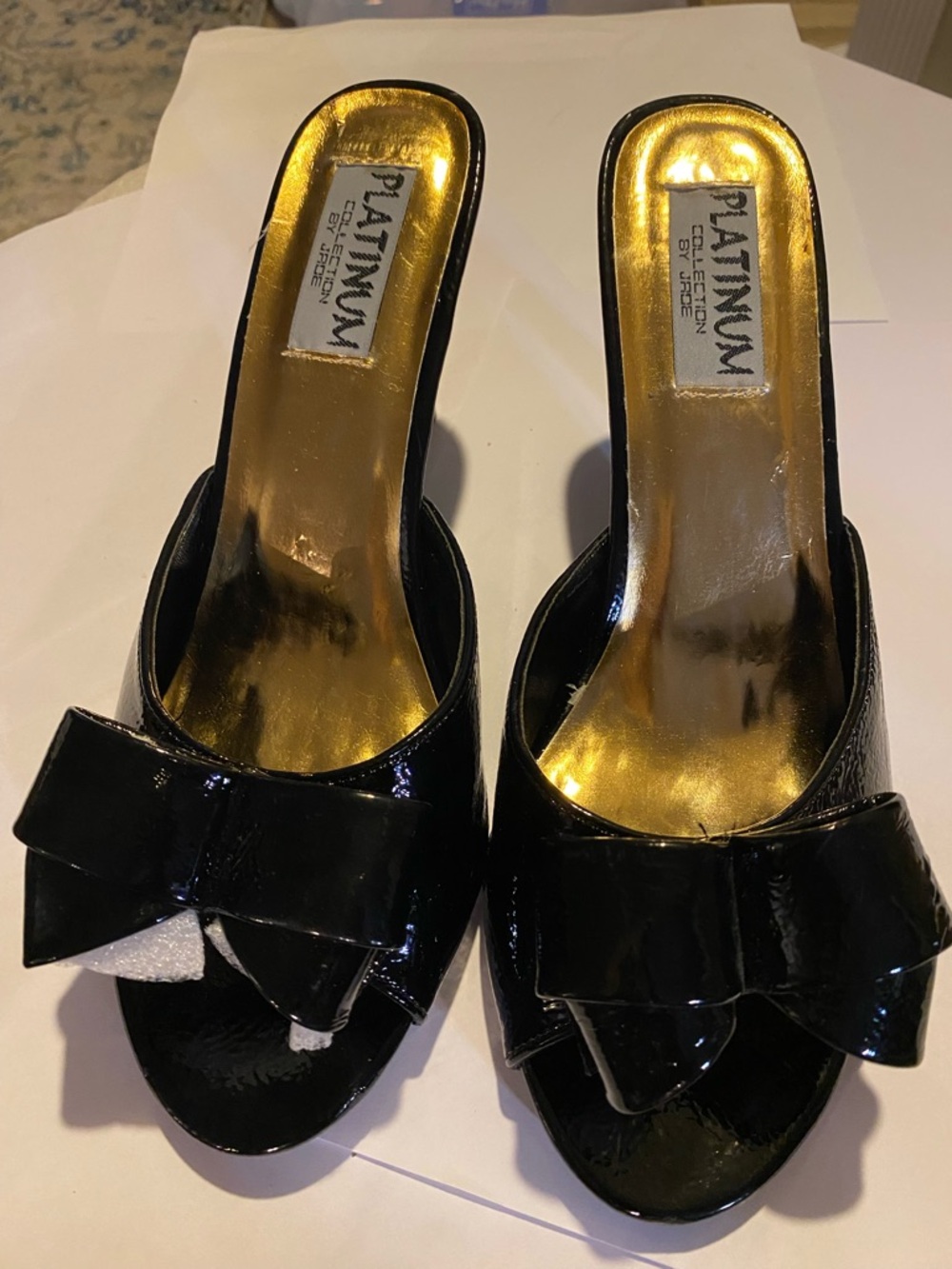 Women’s Black Patent Slide Mules with Bow Accent Size 10 NWOT.